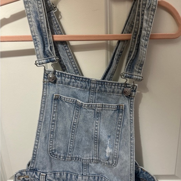 denim overalls - Picture 2 of 5